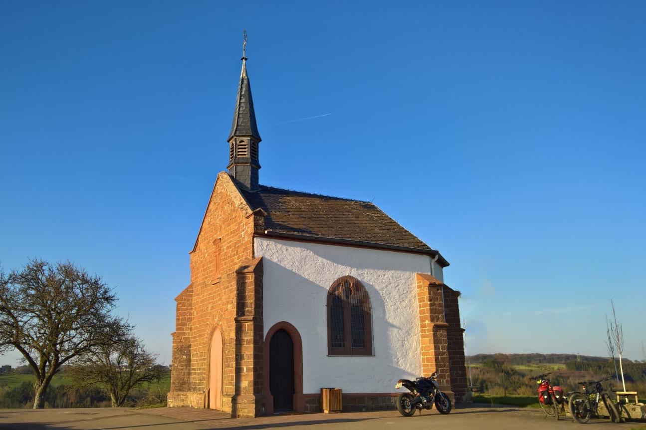 Kreuzkapelle außen